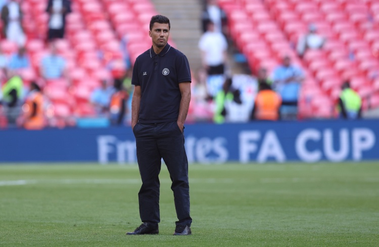 皇馬夏窗中場(chǎng)引援鎖定三大目標(biāo) 羅德里續(xù)約談判成曼城關(guān)鍵