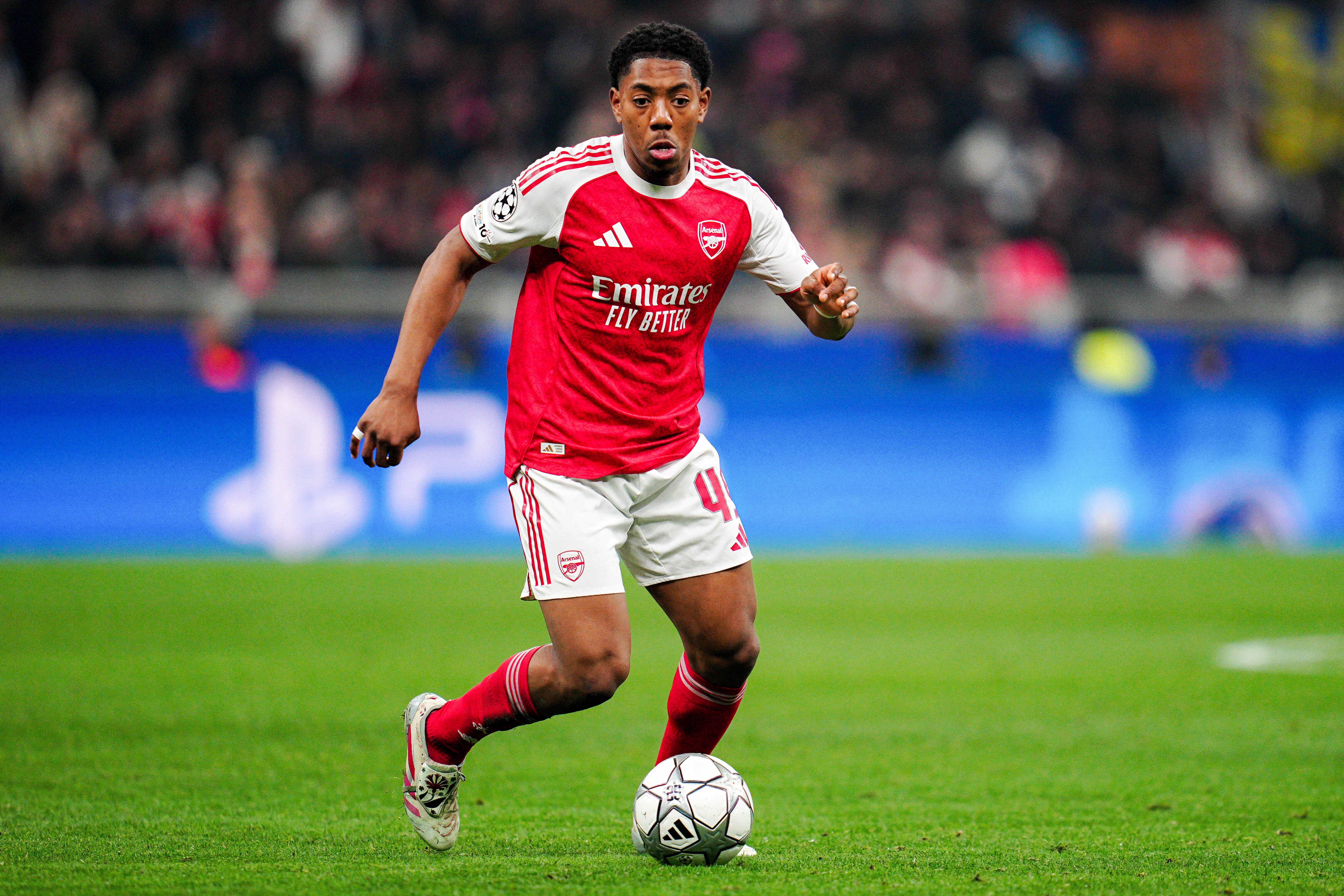 槍手新星斯凱利主動(dòng)接觸曼聯(lián) 談判已開啟