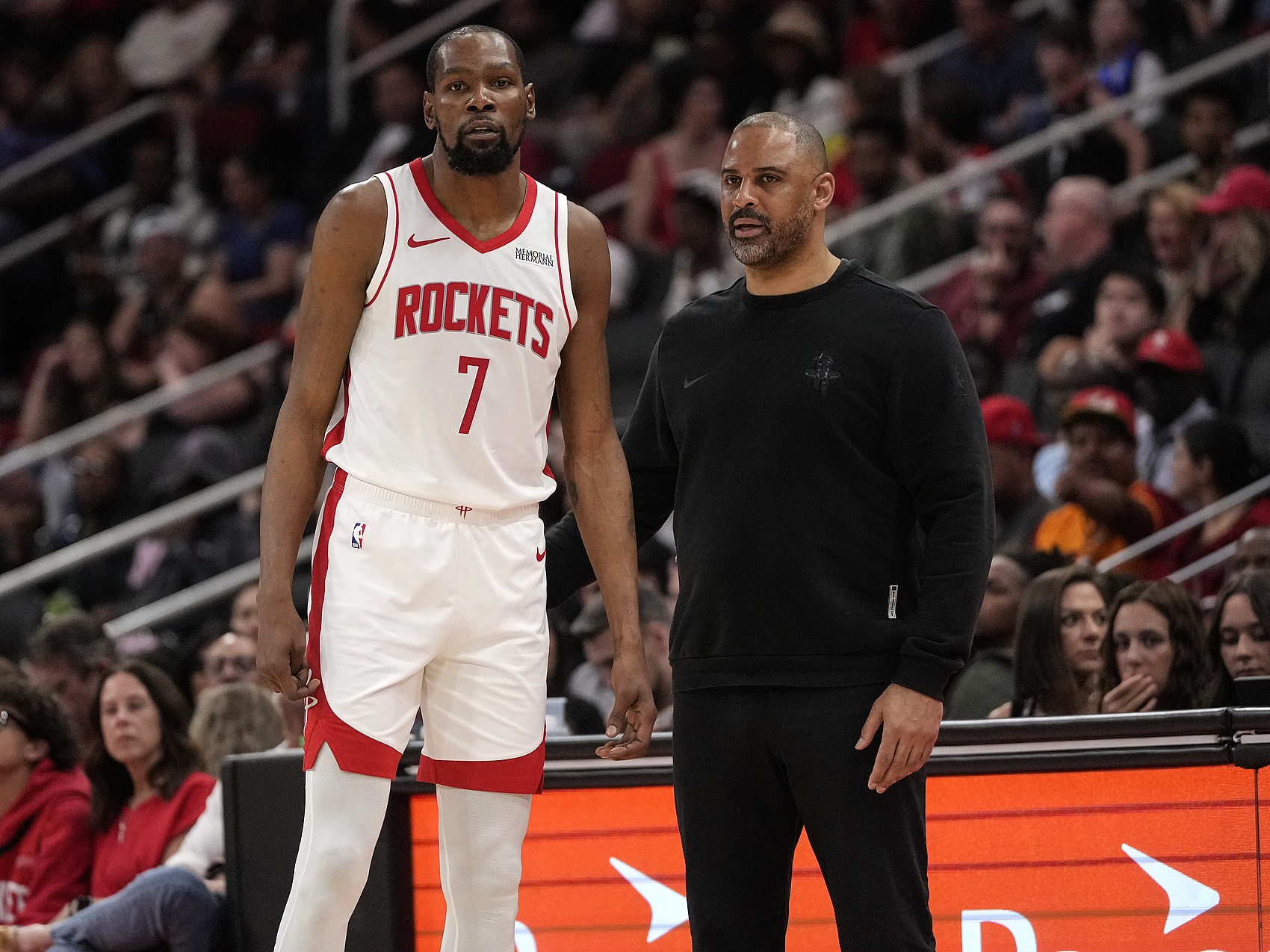 火箭加時崩盤創(chuàng)29年恥辱紀錄 本季11次兩位數(shù)領先遭翻盤