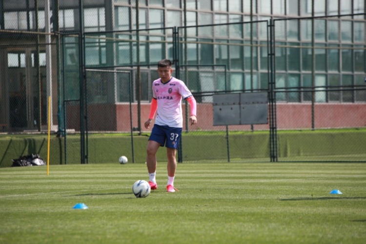 前遼足青訓射手董祥復出 加盟中冠成都頂耀錦城