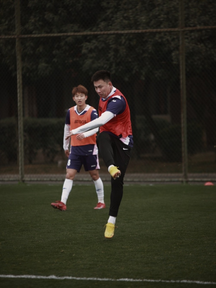 前遼足青訓射手董祥復出 加盟中冠成都頂耀錦城