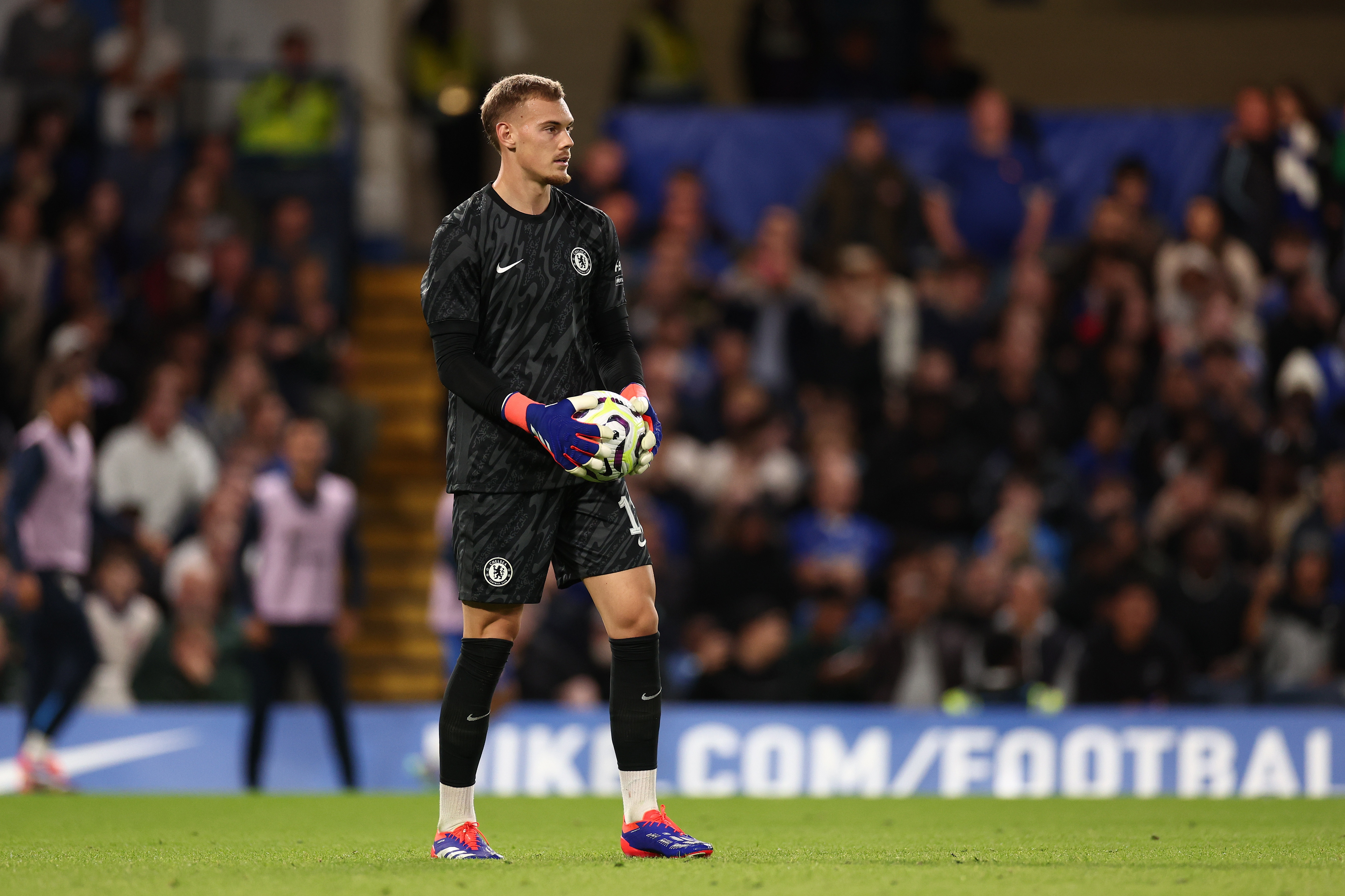 蘭帕德升超后瞄準藍軍資源 考文垂夏窗或連租五將補強