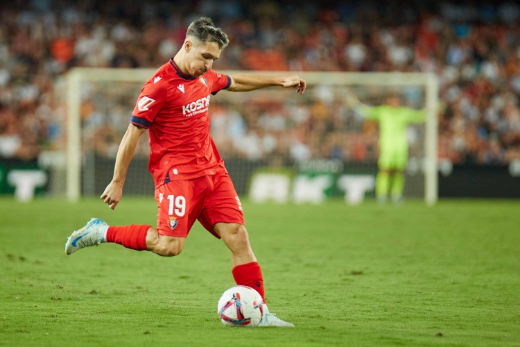 拜仁兩筆租借交易遇阻 熱刺羅馬預(yù)計放棄買斷帕利尼亞薩拉戈薩