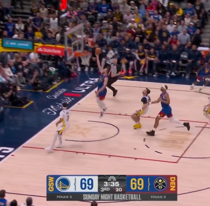 科爾場邊暴怒 波杰姆無視波津空位選擇強(qiáng)投釀反擊