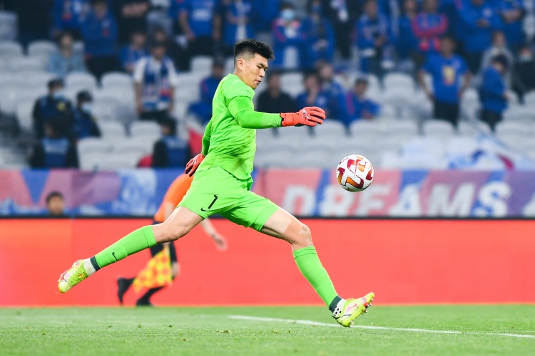 國(guó)足名單三人組A級(jí)賽首秀繼續(xù)推遲