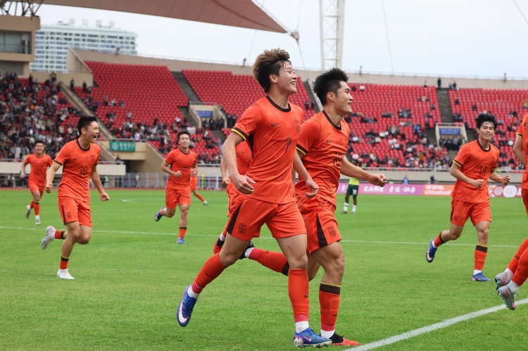 楊銘銳三場(chǎng)四球難救主 U19國(guó)足2-4再負(fù)澳大利亞