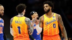 [騰訊全場集錦]??黃蜂3人20+終結(jié)尼克斯7連勝！克尼佩爾26+11+8 布倫森26+13