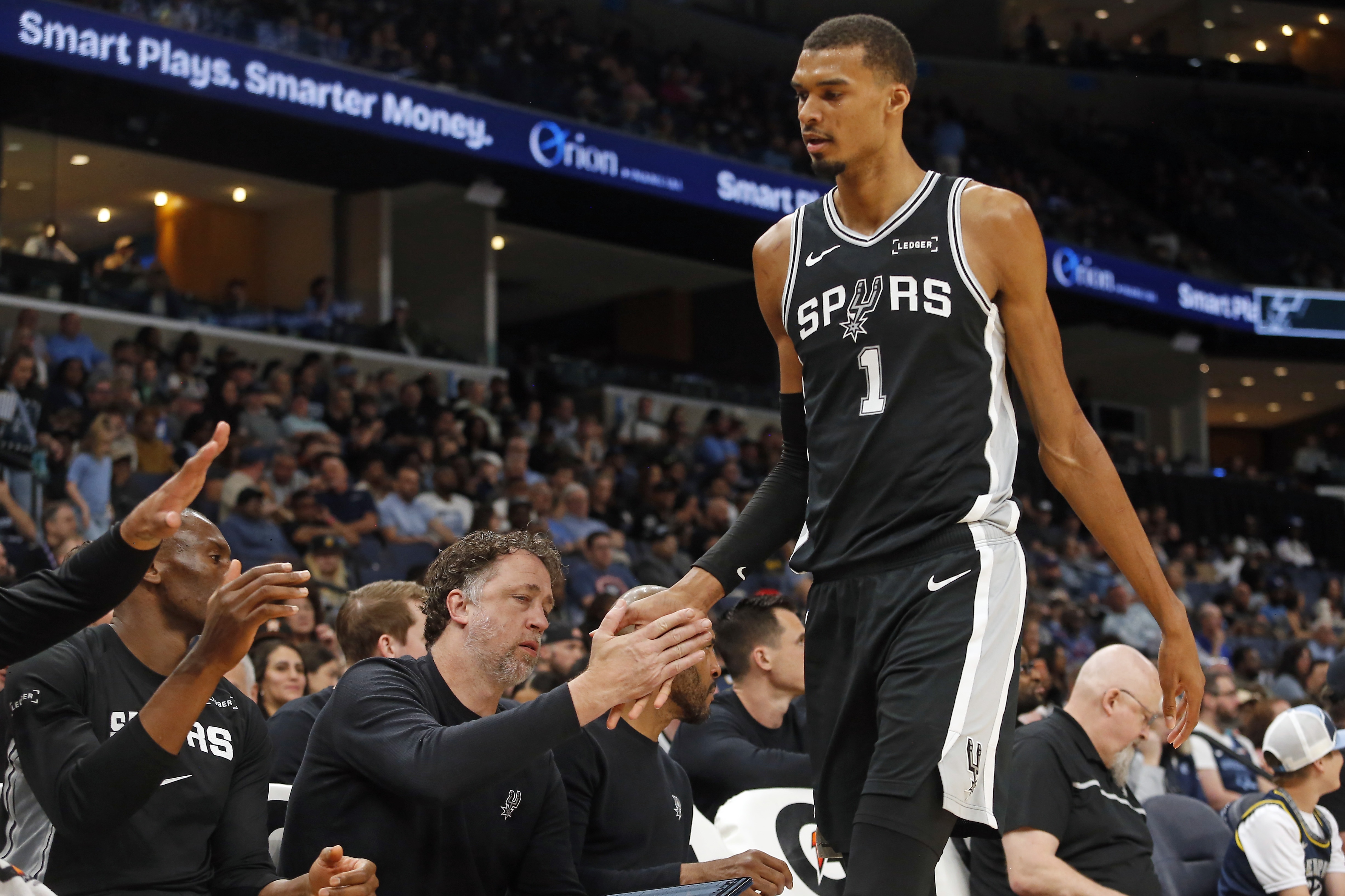 追夢評文班MVP前景：需從SGA手中搶獎 標志性表現(xiàn)還不夠