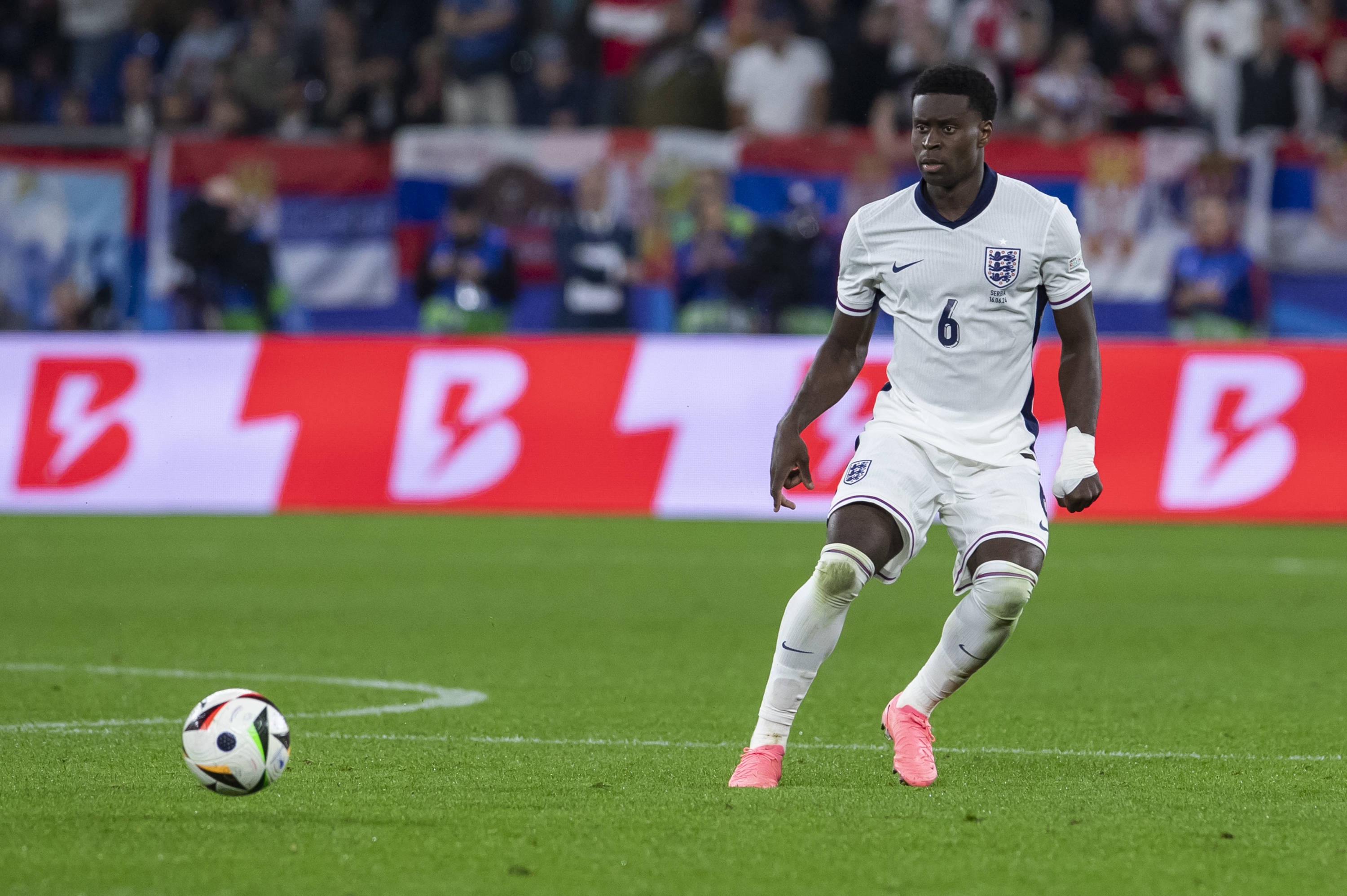 凱恩缺席友誼賽 格伊佩戴英格蘭隊(duì)長(zhǎng)袖標(biāo)