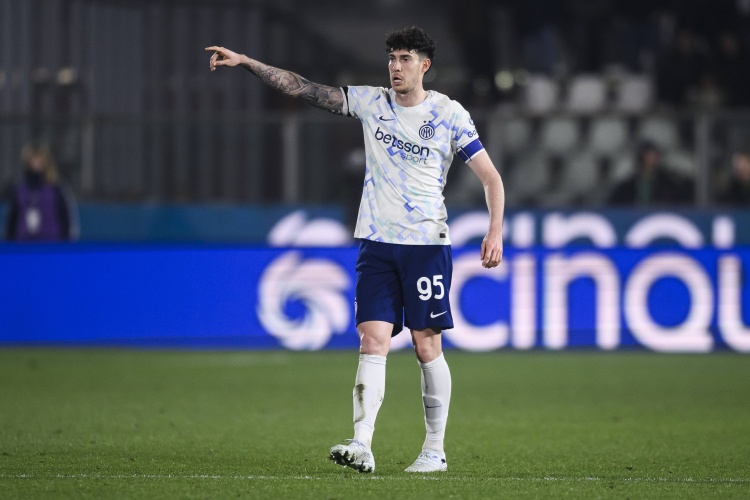 羅馬諾確認巴薩接觸巴斯托尼 國米標價超5000萬歐