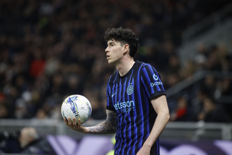 巴斯托尼染紅葬送意大利 巴薩傳聞與世界杯夢(mèng)碎