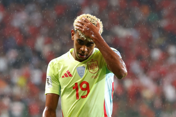 西班牙友誼賽悶平埃及 德拉富恩特輪換十人僅亞馬爾連場(chǎng)首發(fā)