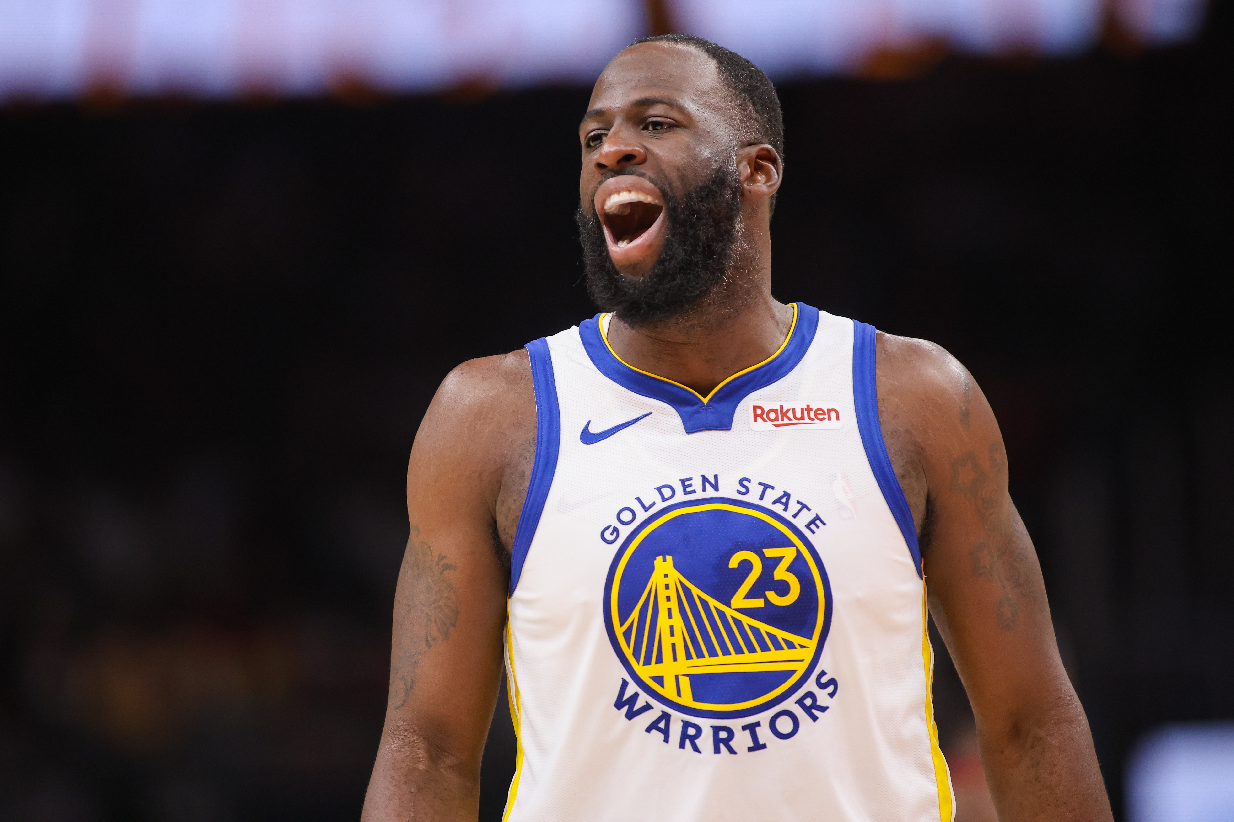 追夢半場4犯陷泥潭 勇士落后馬刺21分