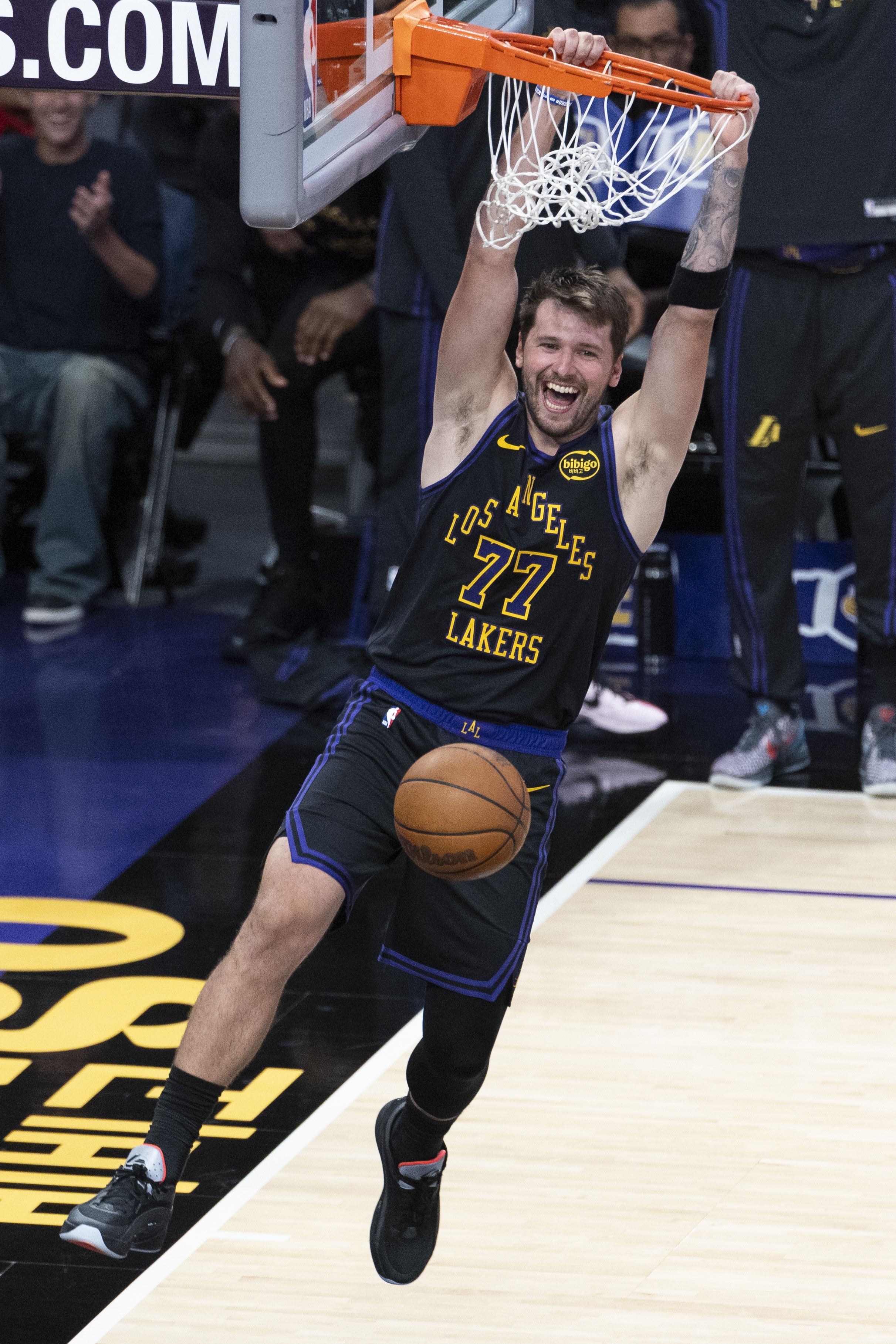 東契奇攻防數(shù)據(jù)顛覆刻板印象 湖人凈效率證其MVP價(jià)值