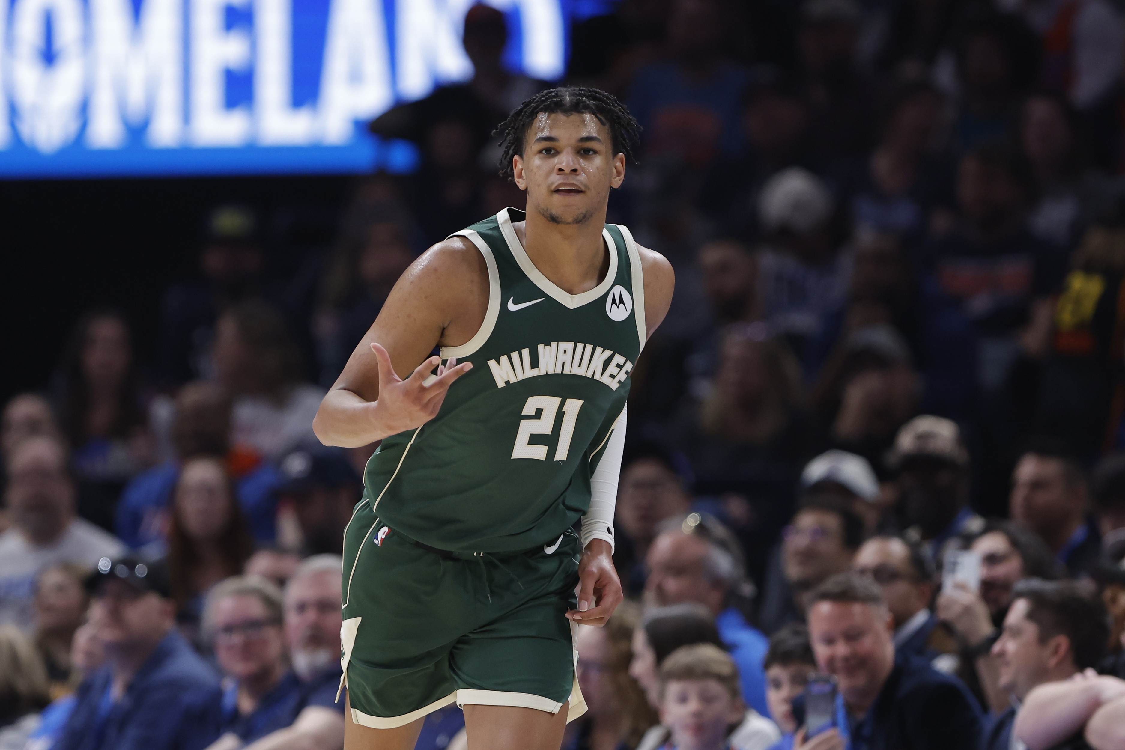 吉昂31次出手轟36分10助攻 雄鹿加時負(fù)火箭