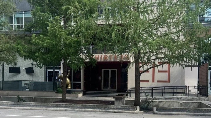 哈登以季后賽及母親健康為由申請(qǐng)推遲220萬(wàn)美元租金案取證