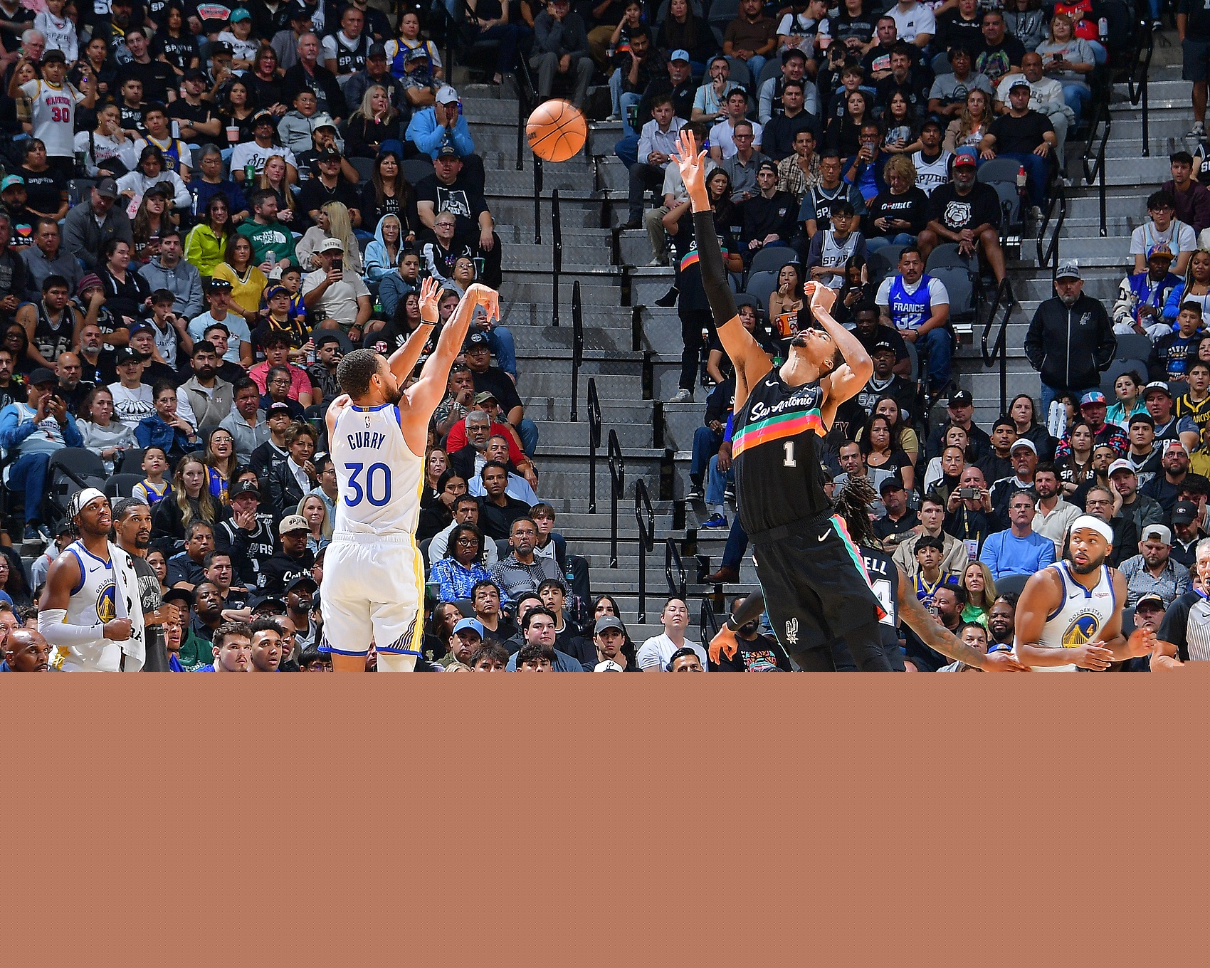 科爾定義超巨本質(zhì) 庫里文班即體系本身