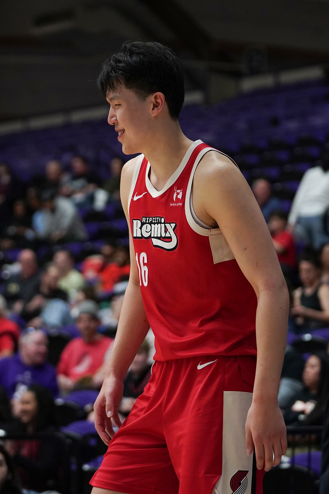 楊鳴解析楊瀚森高原困境 直言新秀賽季奔波遠超想象