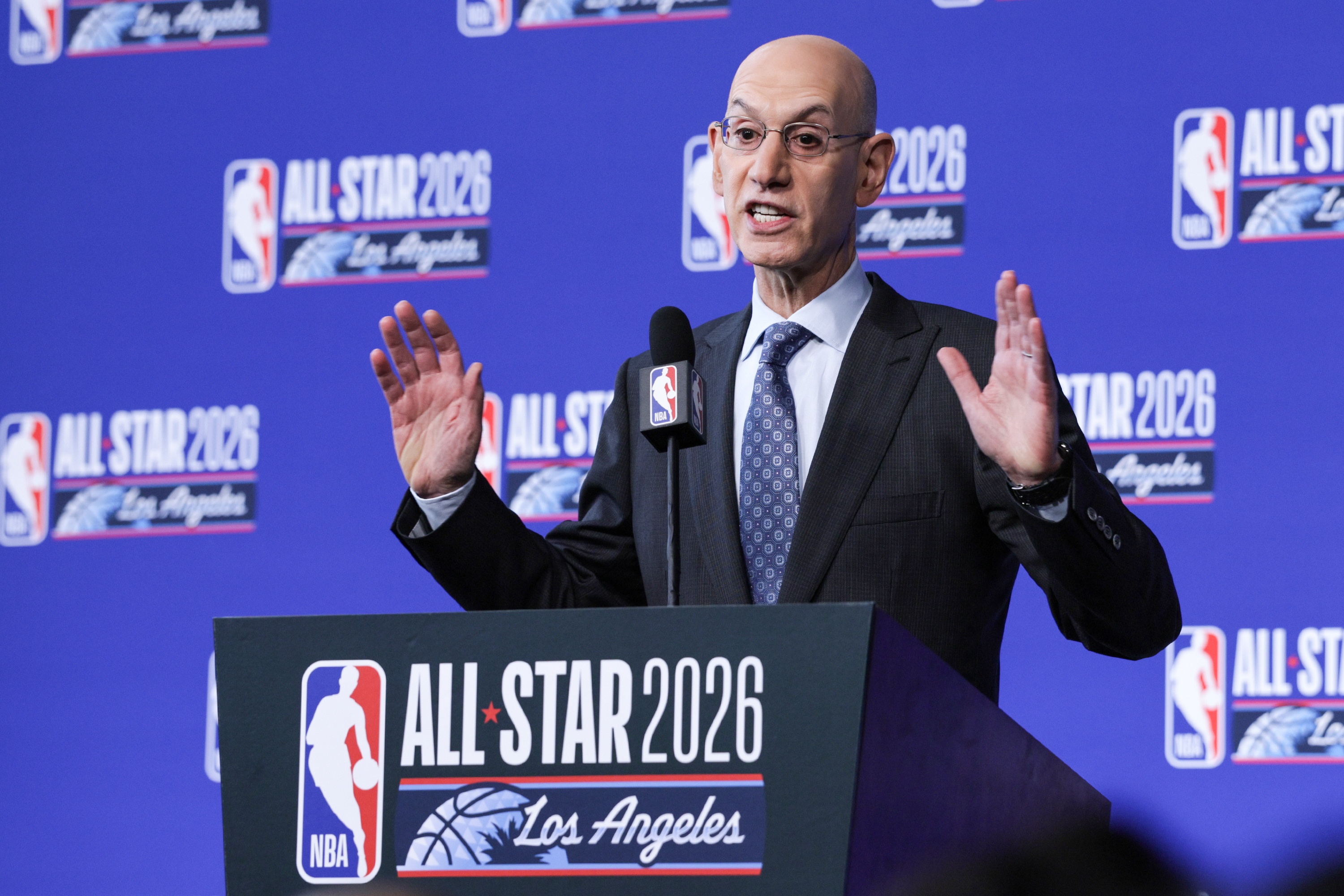 65場(chǎng)規(guī)則再成焦點(diǎn) 愛(ài)德華茲因場(chǎng)次無(wú)緣最佳陣 約基奇?zhèn)惣{德坎寧安亦處懸崖邊緣