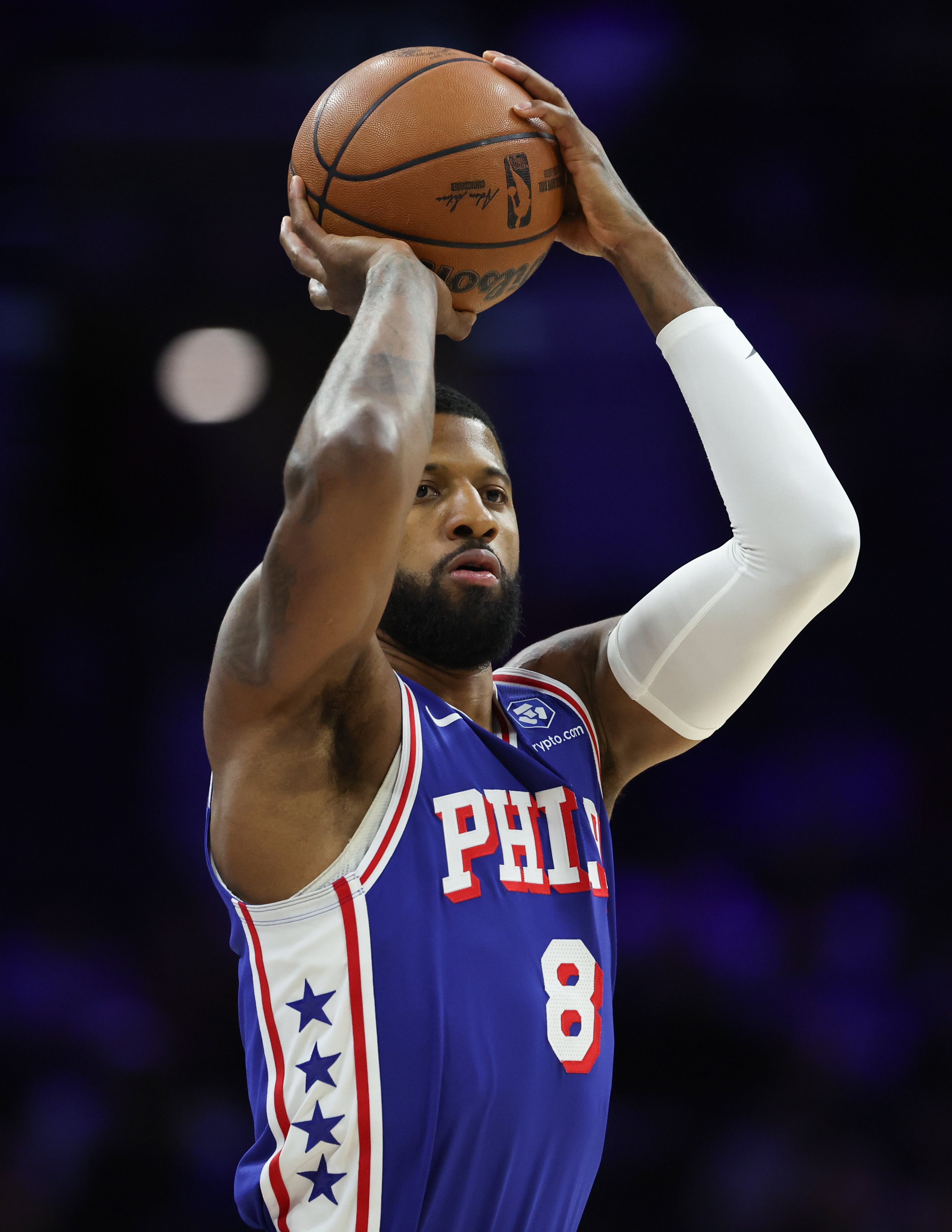 喬治賽季首迎背靠背考驗(yàn) 出戰(zhàn)成疑取決于身體反饋