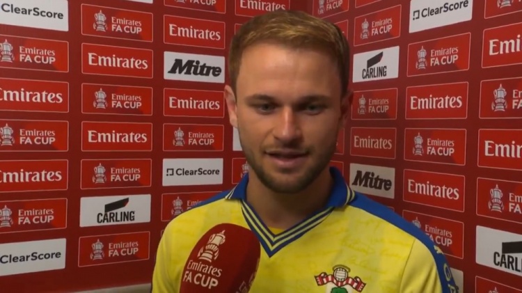 圣徒邊鋒復(fù)盤爆冷：過(guò)掉門將本應(yīng)進(jìn)球 阿森納是全英最佳但我們90分鐘贏了