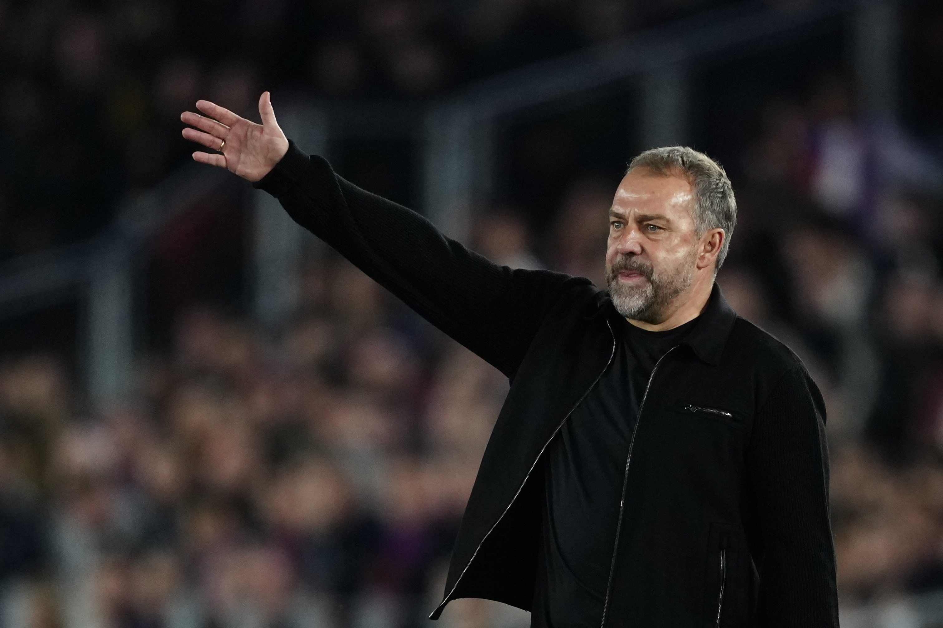 馬競(jìng)聯(lián)賽輪換陣容祭出高強(qiáng)度消耗戰(zhàn) 巴薩更衣室警覺歐冠前哨戰(zhàn)