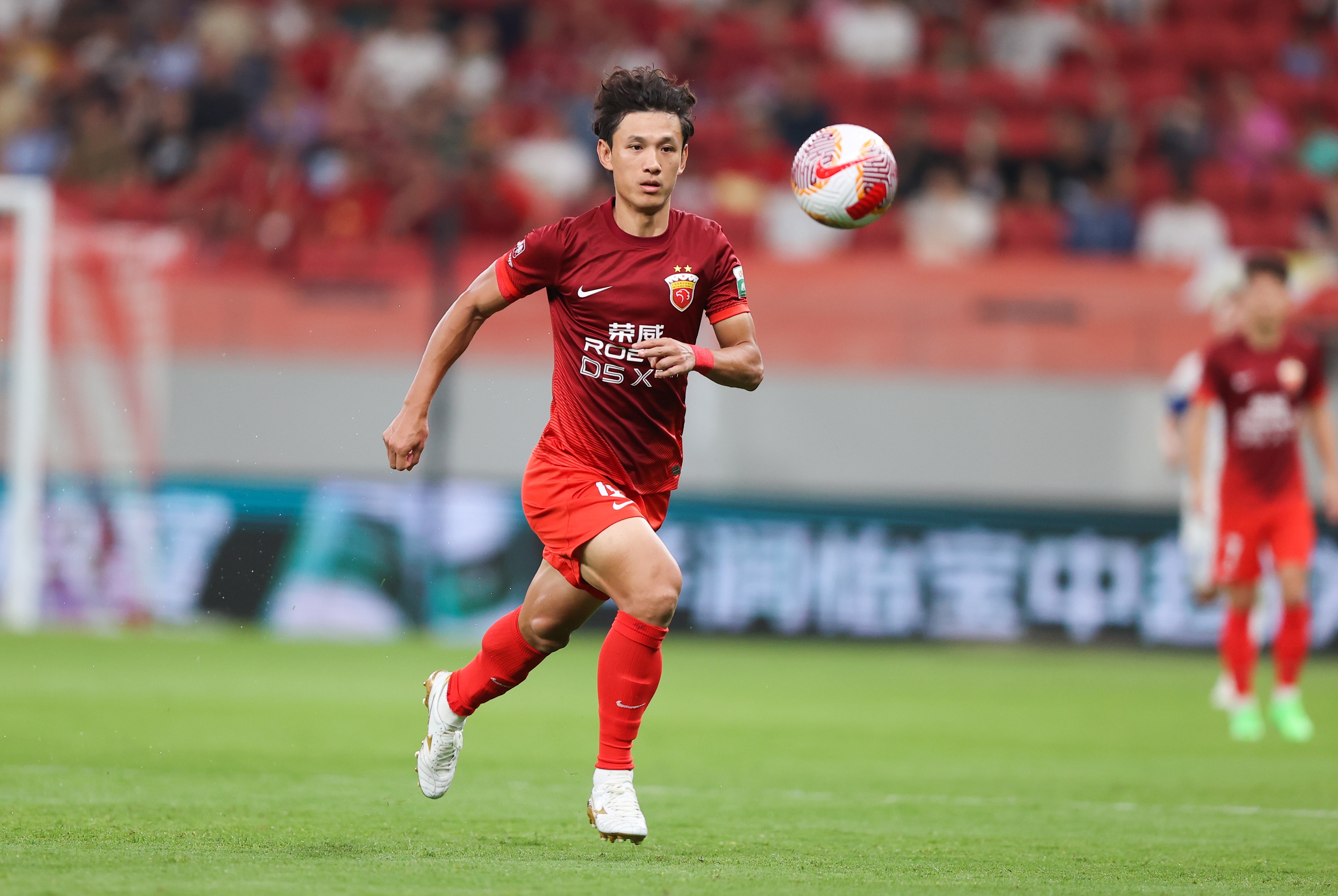 海港絕殺玉昆暫緩危機(jī) 傷病潮中迎歷史最低德比