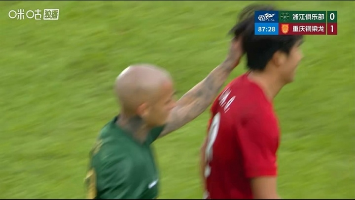 米特里策染紅真相 苗原還原場上沖突細(xì)節(jié)