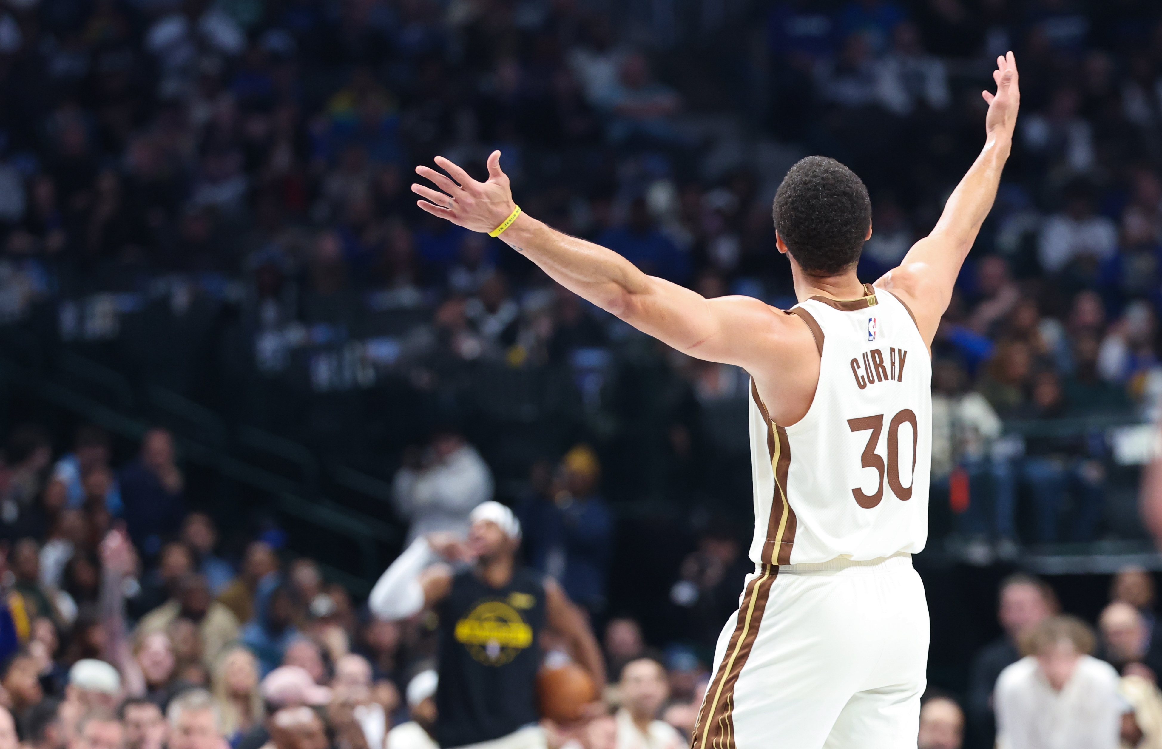 庫里常規(guī)賽末段復(fù)出 勇士季后賽前景與選秀資產(chǎn)陷兩難 庫里常規(guī)賽末段復(fù)出 勇士季后賽前景與選秀資產(chǎn)陷兩難