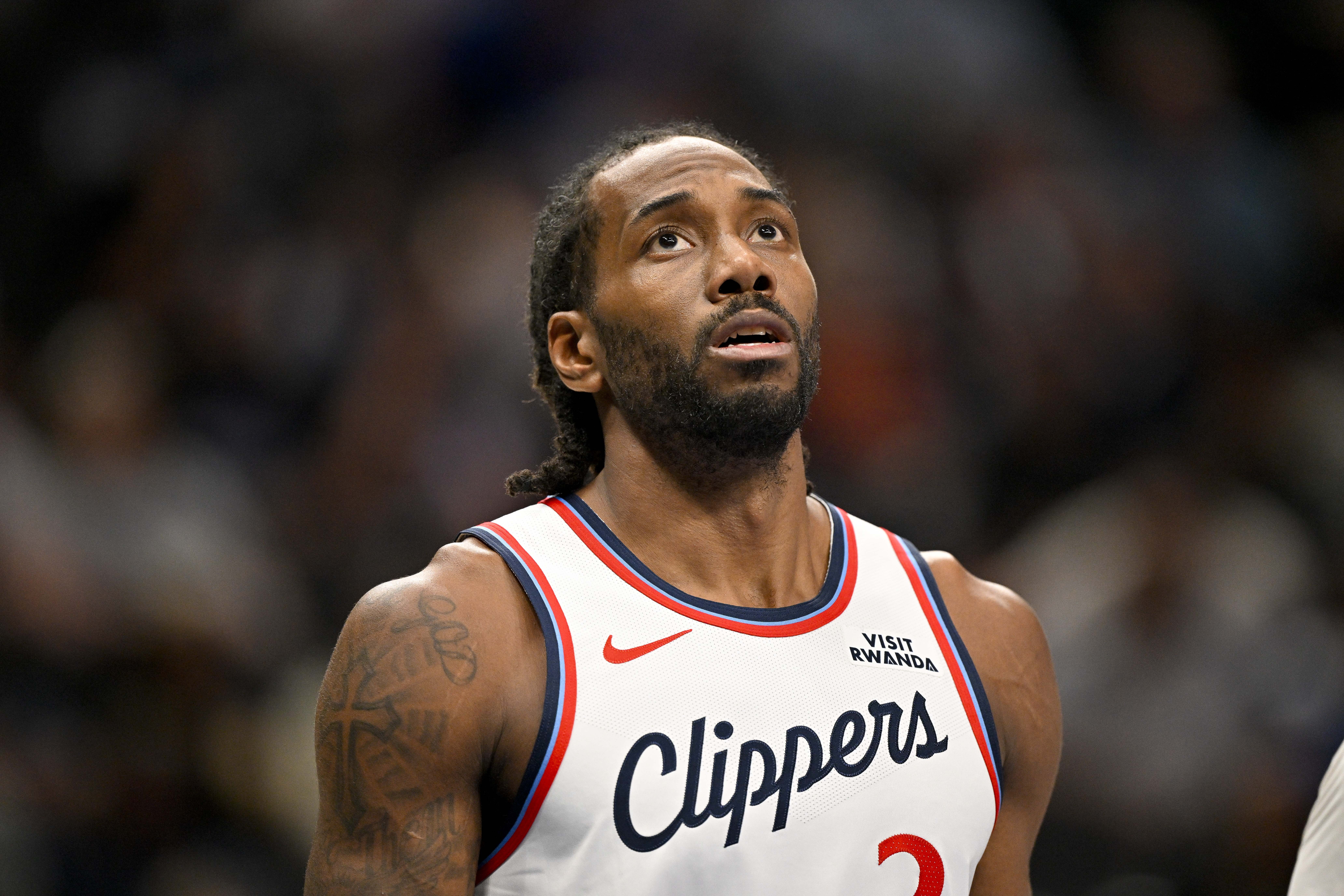 倫納德談備戰(zhàn)開拓者 強調(diào)減少失誤執(zhí)行戰(zhàn)術(shù)抓好籃板