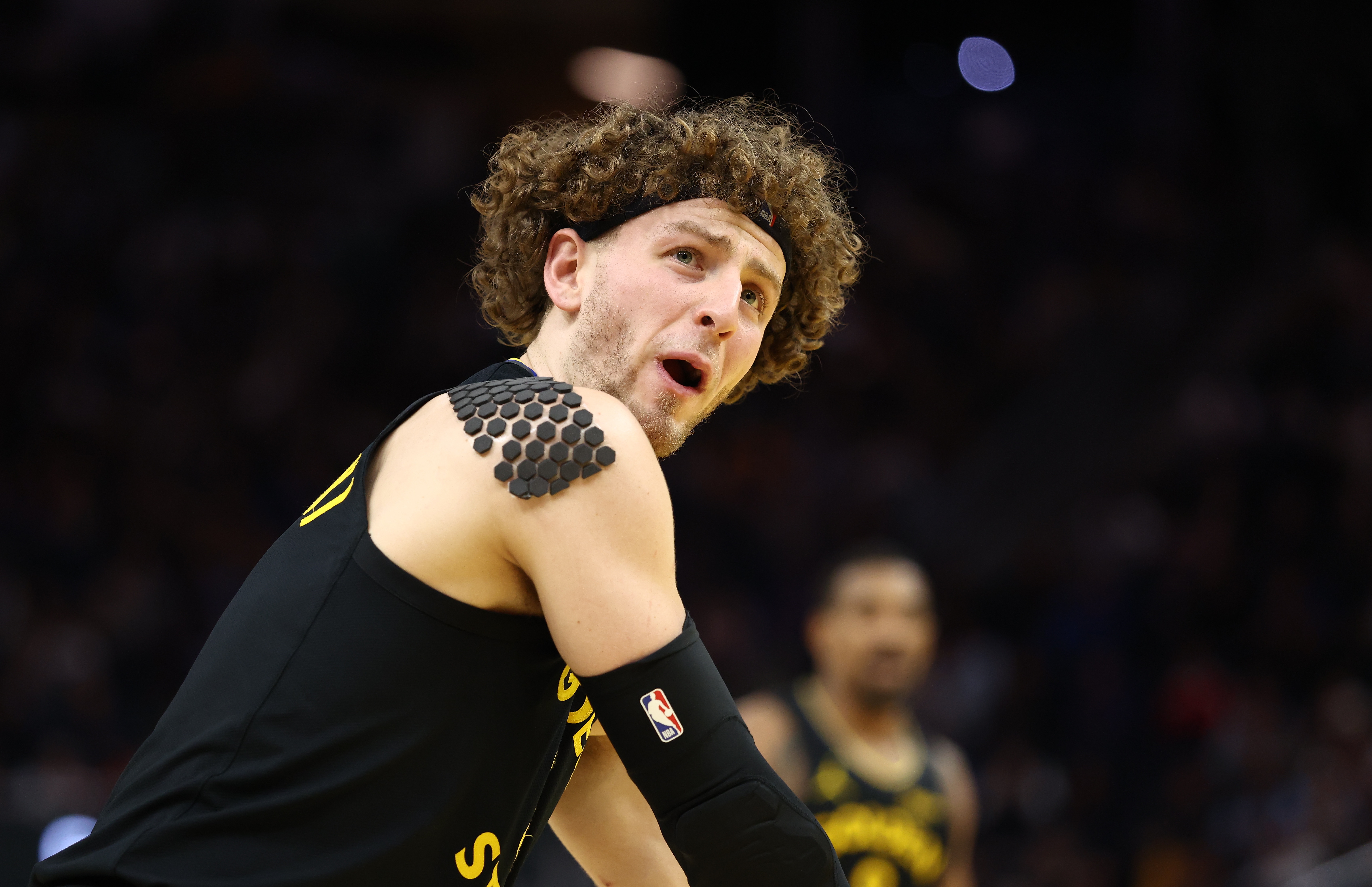 西蒙斯激進(jìn)觀點：雷霆無亞歷山大仍可50勝