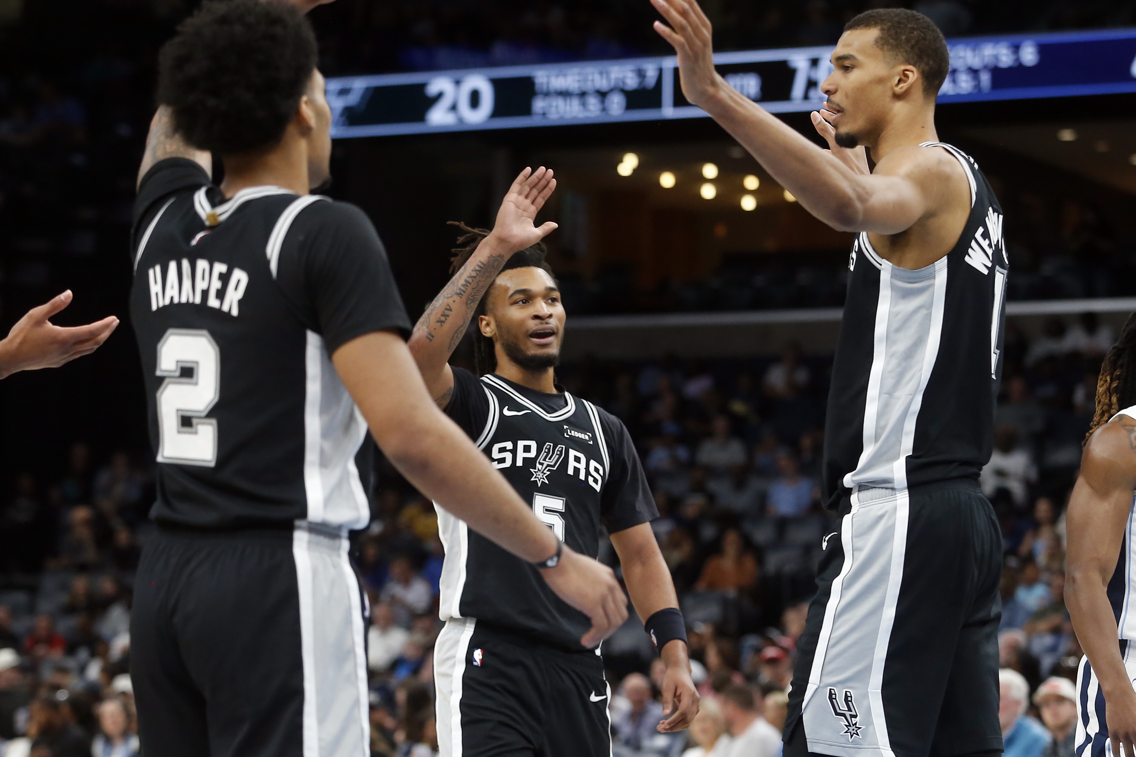 文班35分DPOY加身馬刺再擒開(kāi)拓者 火箭反彈扳平湖人