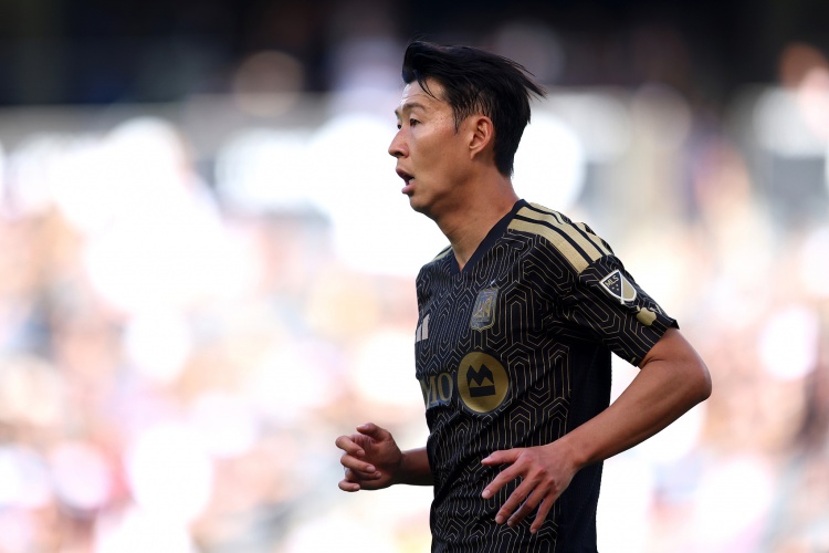 孫雄正報(bào)案要求拘留孫興慜前經(jīng)紀(jì)人 指控其偽造簽名詐騙