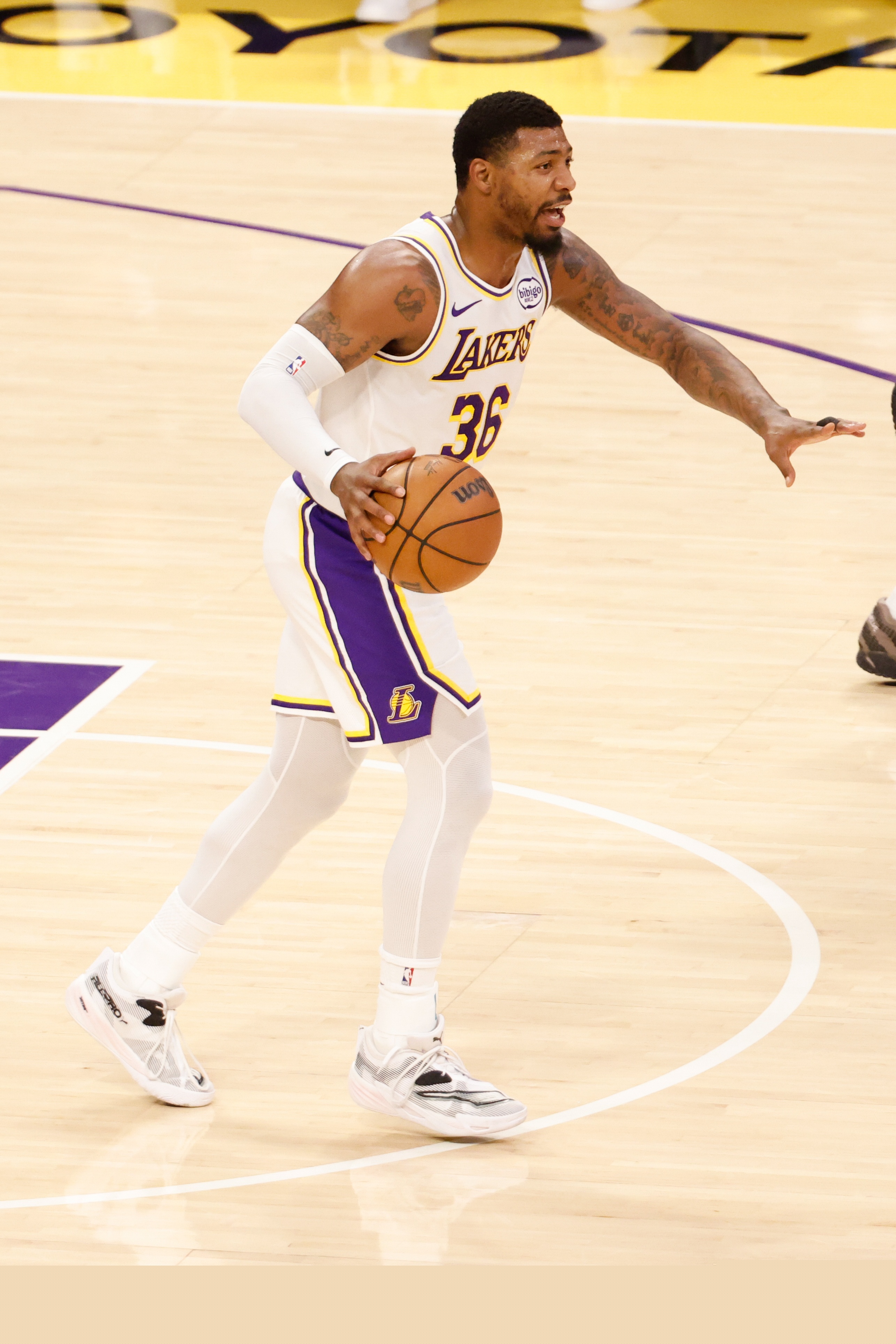 阿里納斯：斯瑪特總想當(dāng)魔術(shù)師，又愛又恨