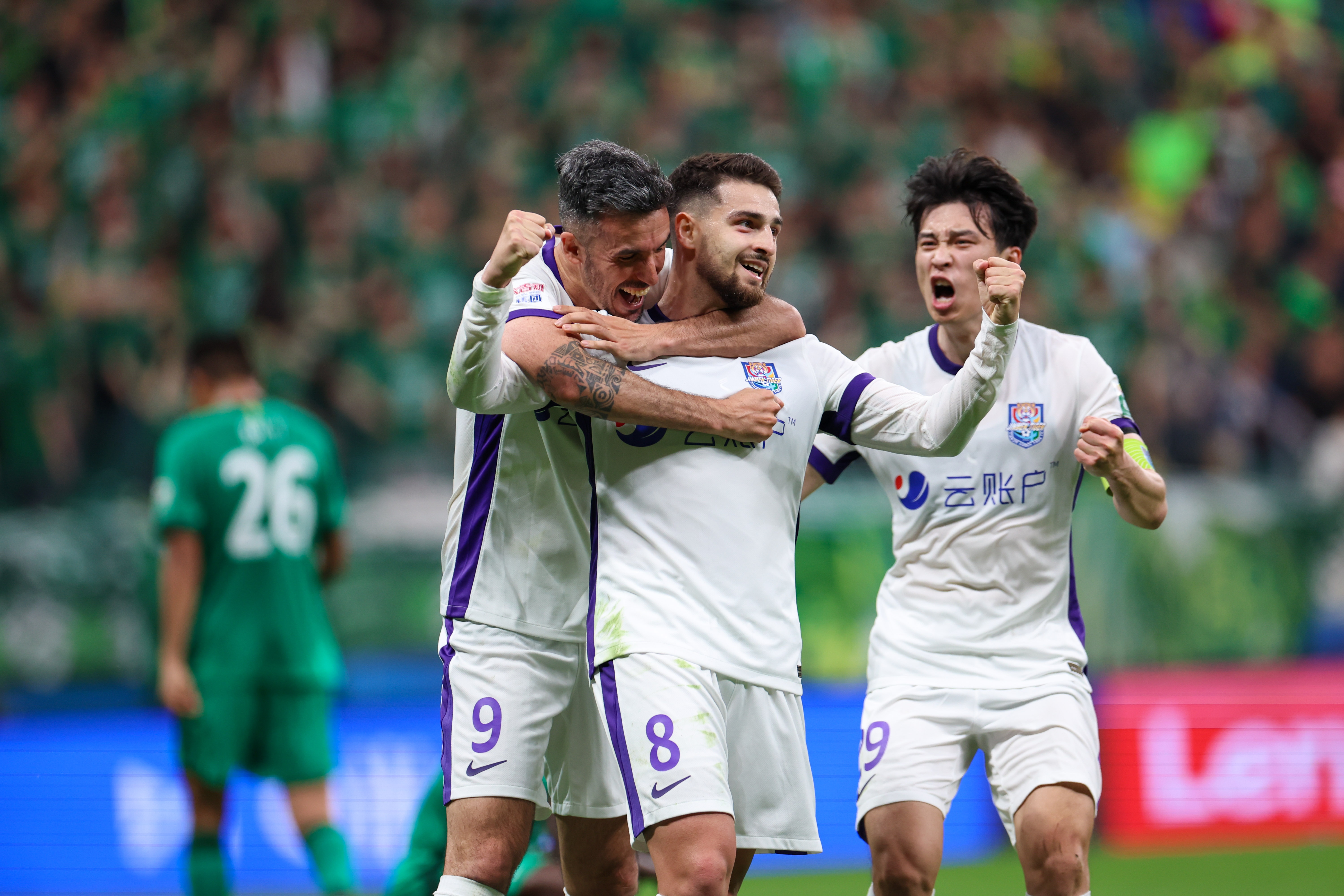 津門虎客場4-2國安 賽后連夜驅(qū)車返津