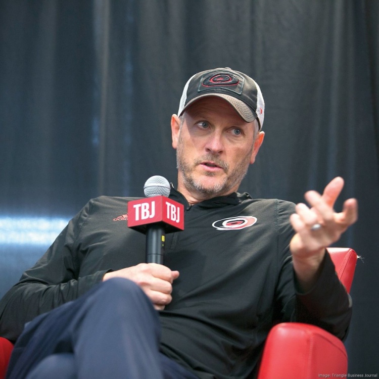 追夢(mèng)怒斥開(kāi)拓者老板鄧頓：拒絕贊助T恤、150萬(wàn)報(bào)價(jià)主帥，呼吁蕭華介入維護(hù)聯(lián)盟標(biāo)準(zhǔn)